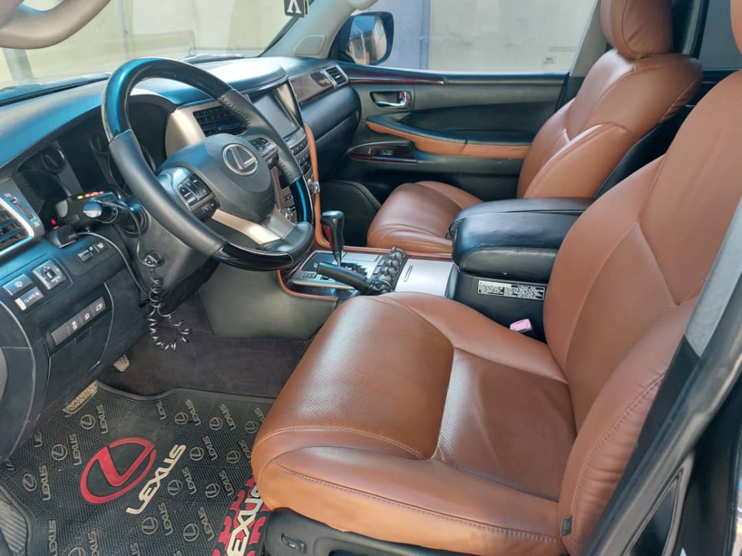 Lexus 4